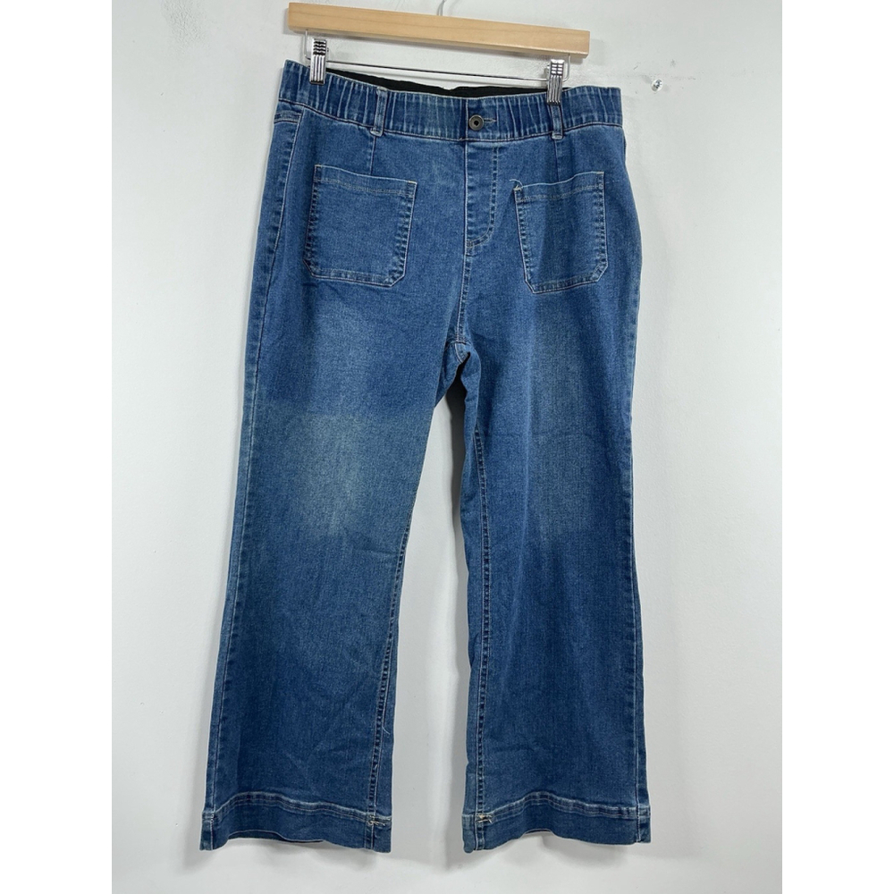 Womans Excellent Condition Pull On Blue Jeans Large Wide Leg Elastic Waist Band